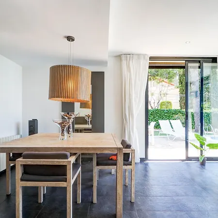 Sunset House By Hello Homes Villa